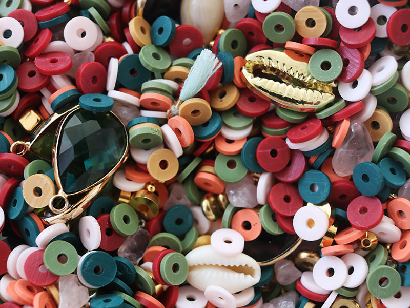achat Mélange de perles heishi et de breloques - Dakar