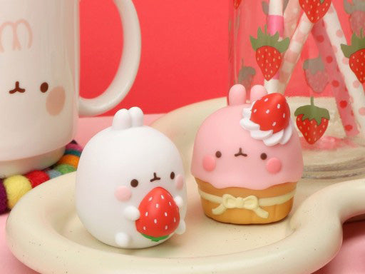 Boîte à figurines aléatoires Molang adore les fraises