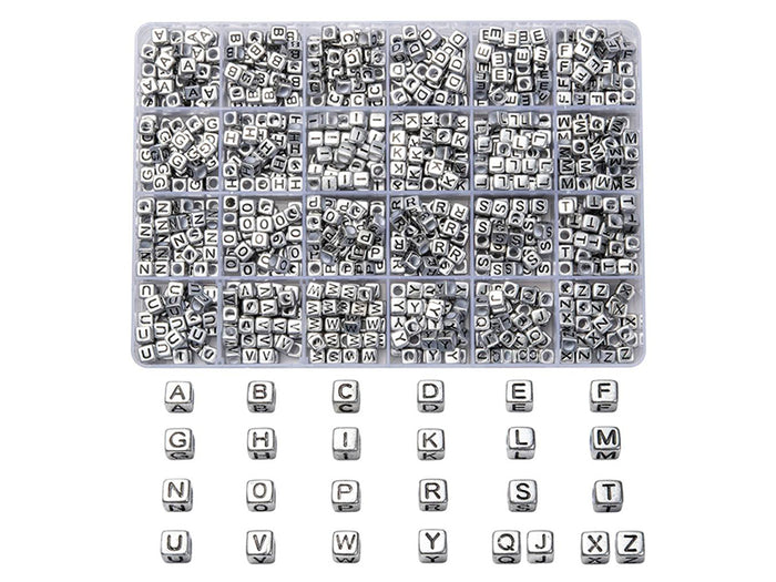 Achat Boite de 934 perles lettres alphabet carrées - argentées