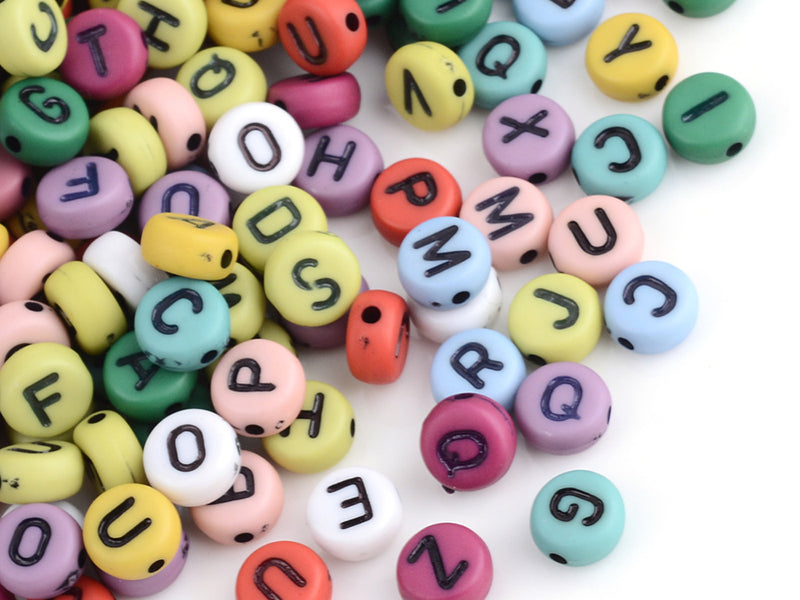 achat 200 perles rondes en plastique - lettres alphabet - multicolore fo