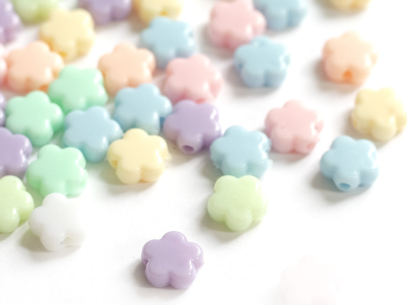 Achat 50 perles en plastique - fleurs simples pastelles - 9 mm