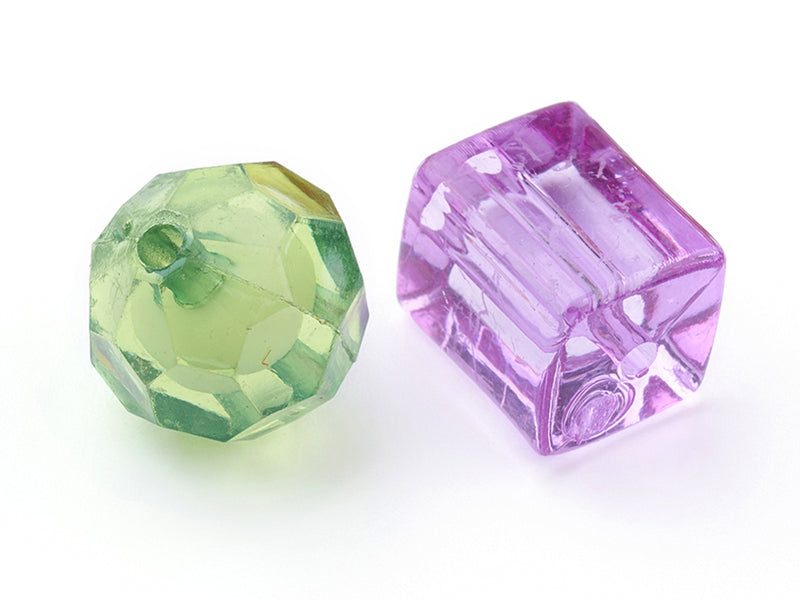 achat Mix de 50 perles en plastiques transparentes - formes et couleurs variées