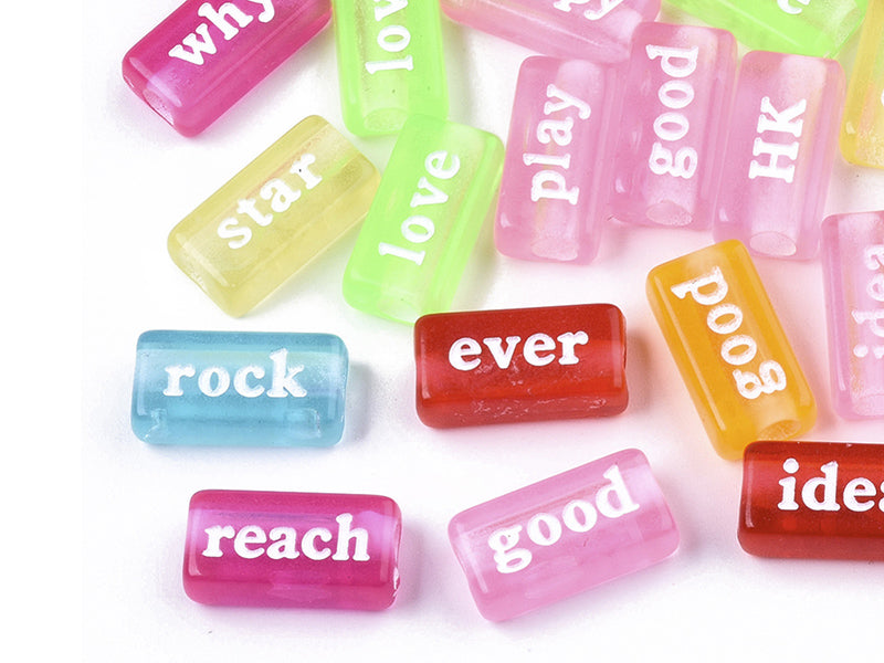 achat 50 perles en plastique  - mots flashy multicolore