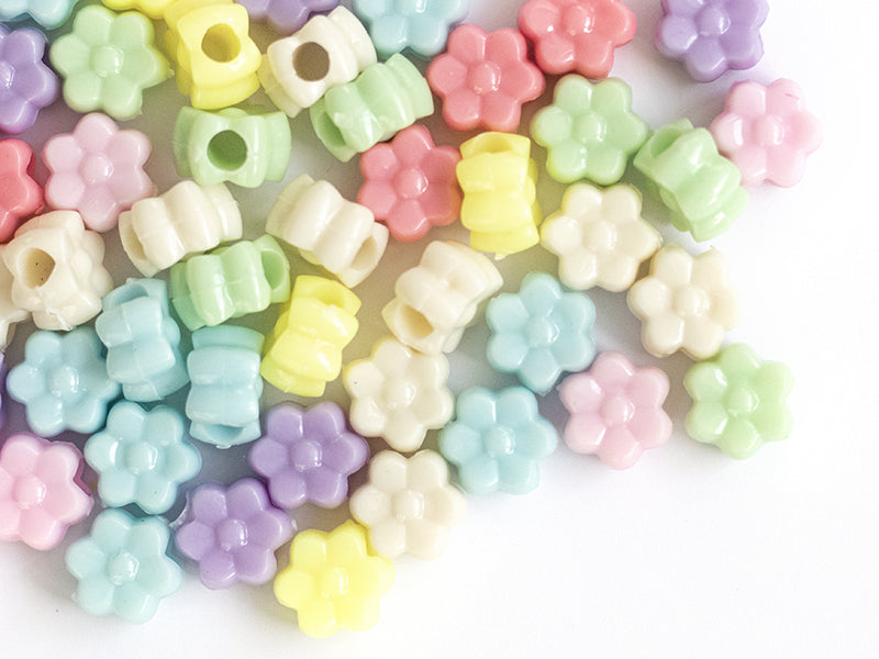 Achat 50 perles fleurs en plastique - multicolore
