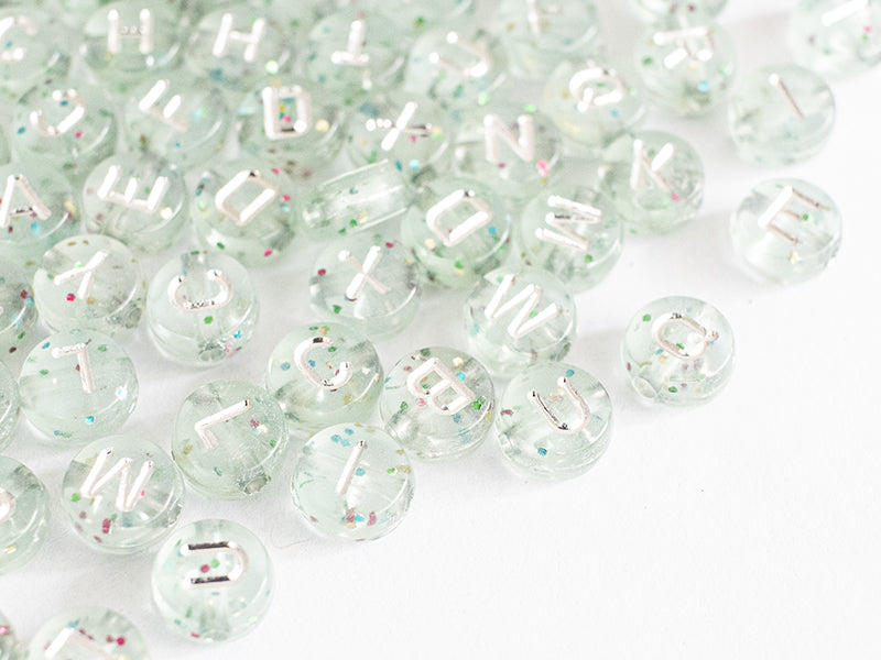 achat Lot de 200 perles rondes à paillettes - Lettres alphabet argentés