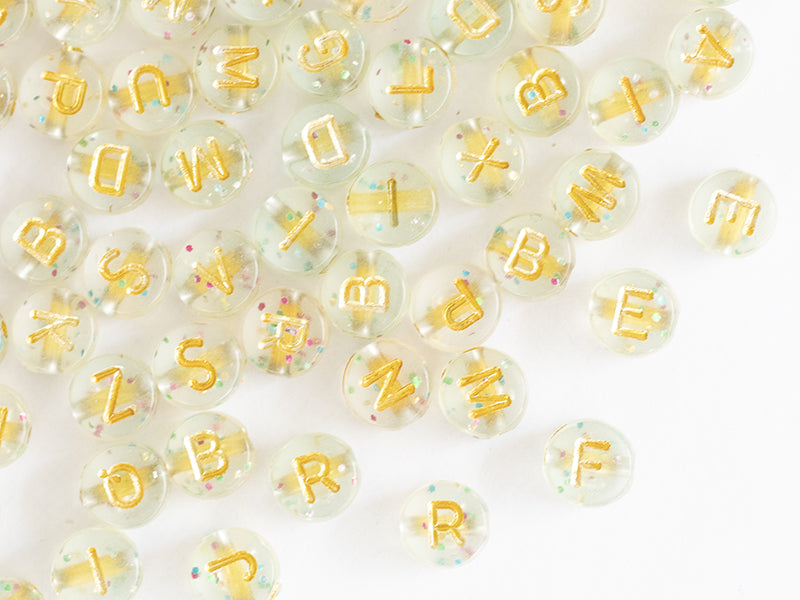 achat Lot de 200 perles rondes à paillettes - Lettres alphabet dorées