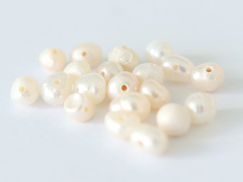 Achat 20 perles de culture - forme irrégulière - 4/5 mm