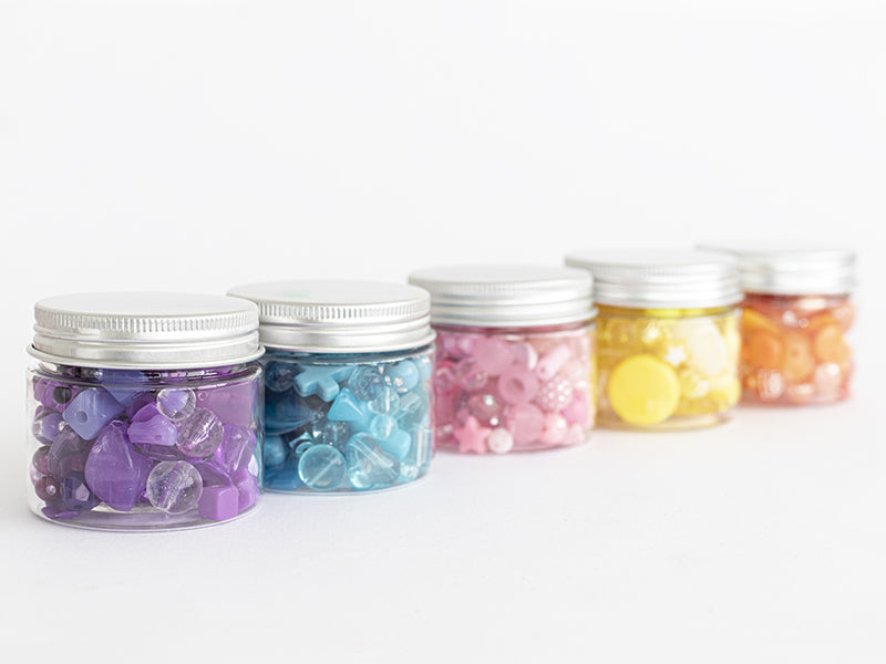 achat Pot de perles en plastique - nuances de violet