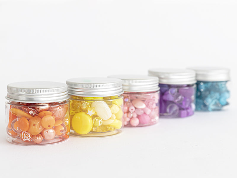 achat Pot de perles en plastique - nuances de jaune