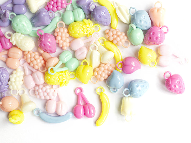 Achat 50 perles en plastique - fruits variés - pastel