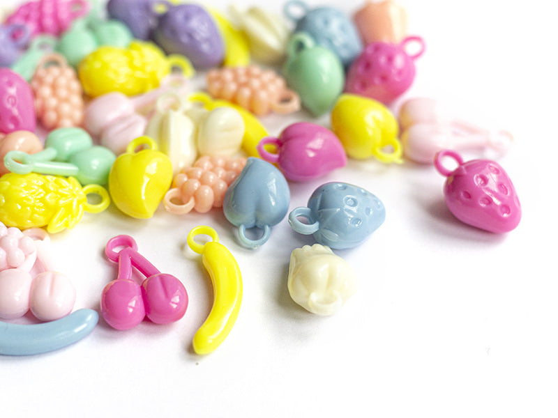 Achat 50 perles en plastique - fruits variés - pastel