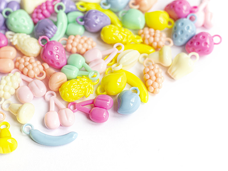 achat 50 perles en plastique - fruits variés - pastel