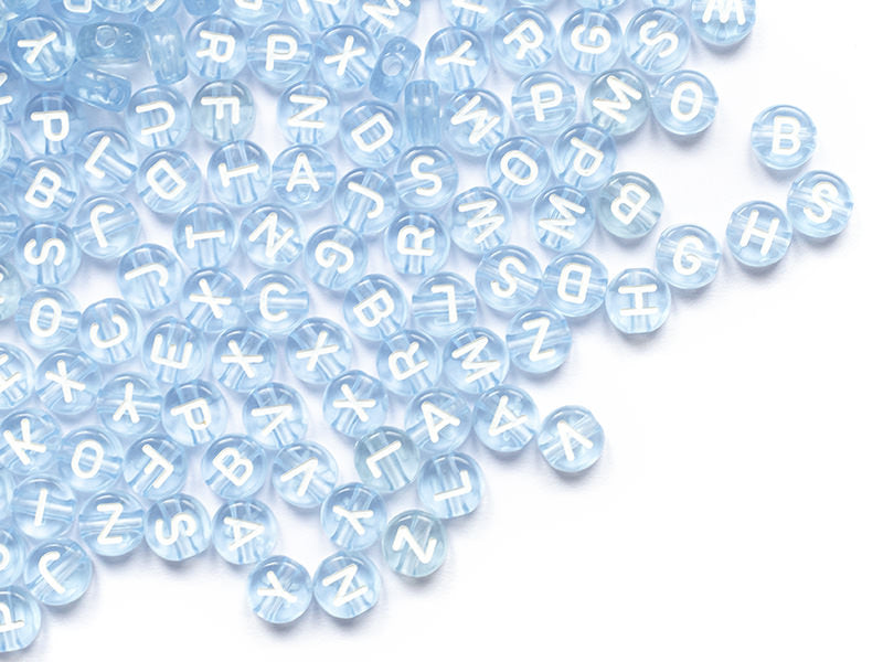 achat 200 perles rondes en plastique - lettres alphabet - bleu claur transparent - 7 mm