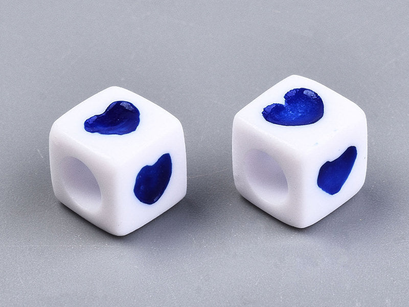 achat 20 perles en plastique cubes symbole coeur  - bleu - 7 mm