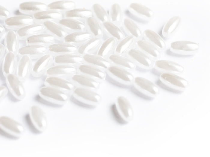 Achat 50 perles en plastique - forme riz  - imitation perle de culture - 8x4 mm