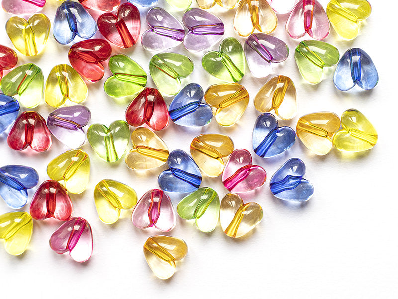 achat 50 perles en plastique coeur - inclusion multicolore - 10 mm