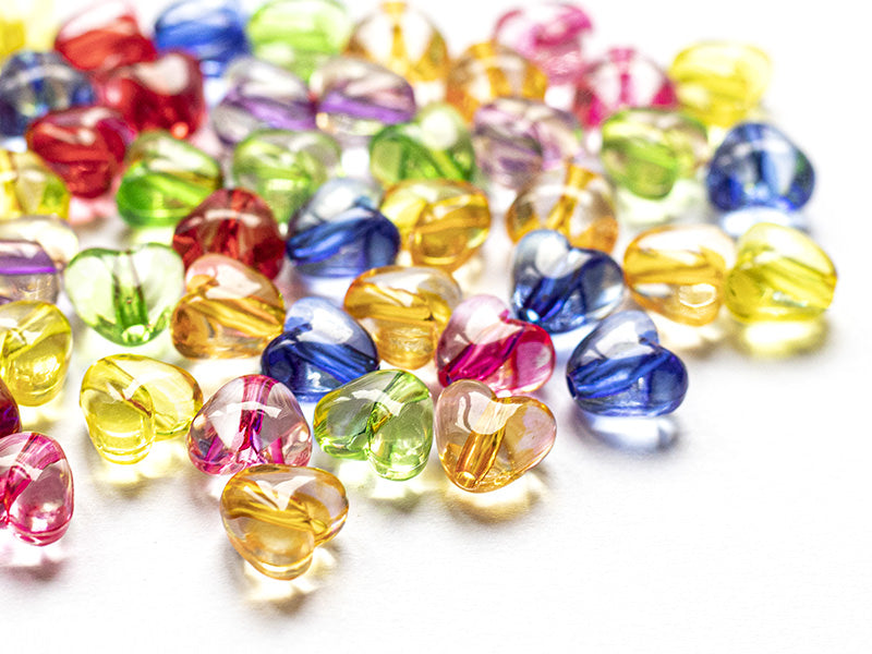achat 50 perles en plastique coeur - inclusion multicolore - 10 mm