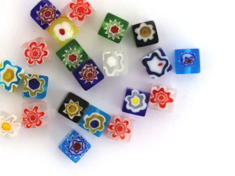 Achat 20 perles millefiori en verre - cube - 6 mm