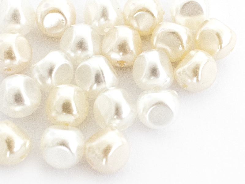 Achat 20 perles en plastique imitation perles de culture - forme irrégulière - 8 x 6 mm
