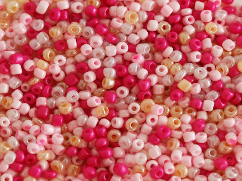 achat Pot de 60 grammes de perles de rocailles 3mm - girl power