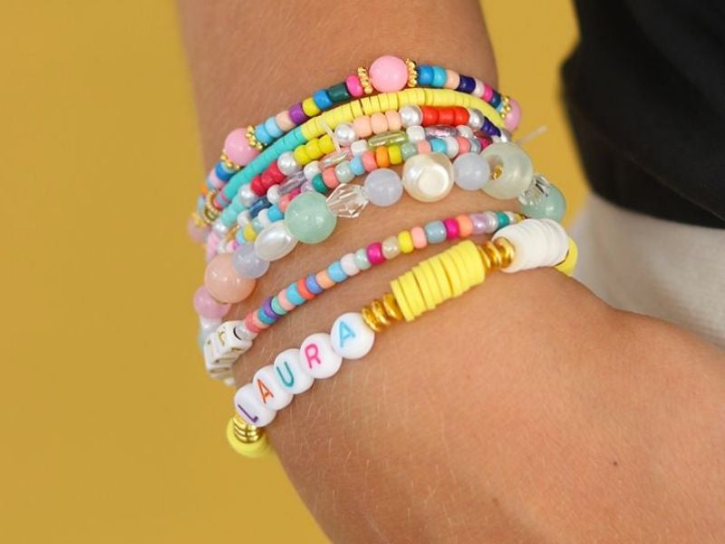 achat Boite de perles tubes Heishi 6 mm - rose fluo