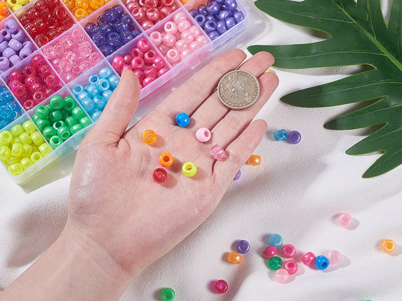 Achat Boîte d'assortiment de perles en plastiques pony beads - 24 couleurs