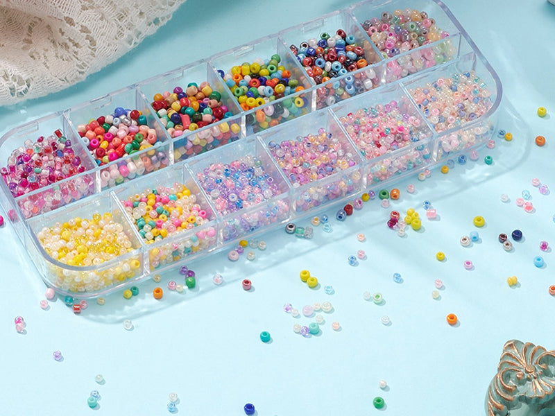 achat Boite d'assortiment de perles de rocaille - 12 compartiments multicolores