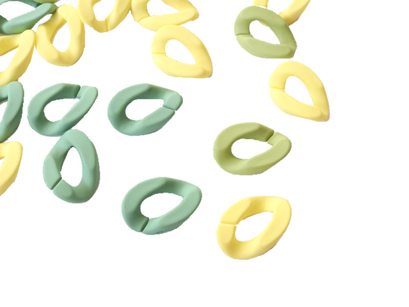 Achat Lot de 50 maillons mates en acrylique - 30 x 21 mm - Vert et jaune