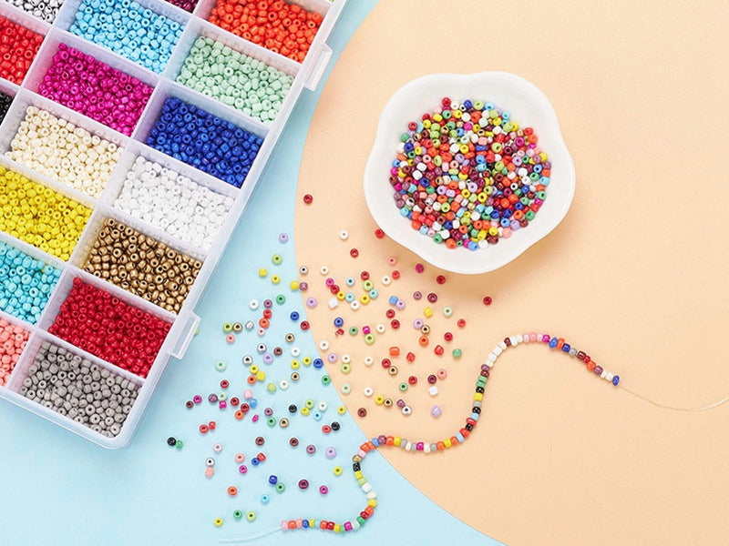 achat Boite de 24 couleurs de perles de rocailles rondes - 8/0 soit environ 3 mm de diam.