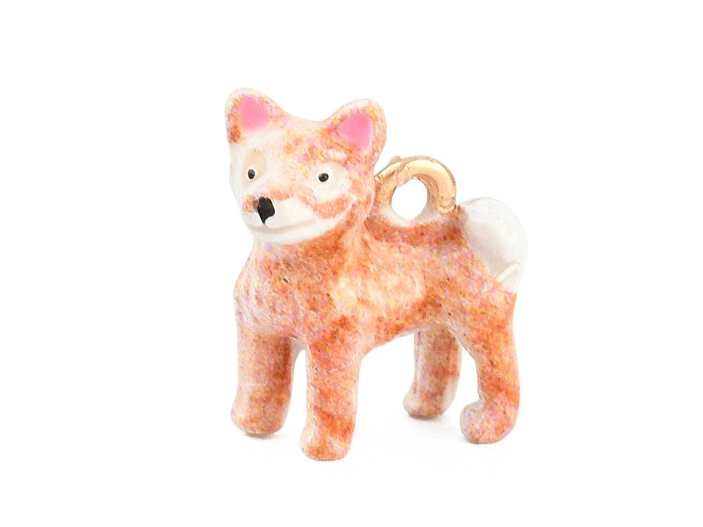 achat Breloque chien Corgi saumon et brun émail et or