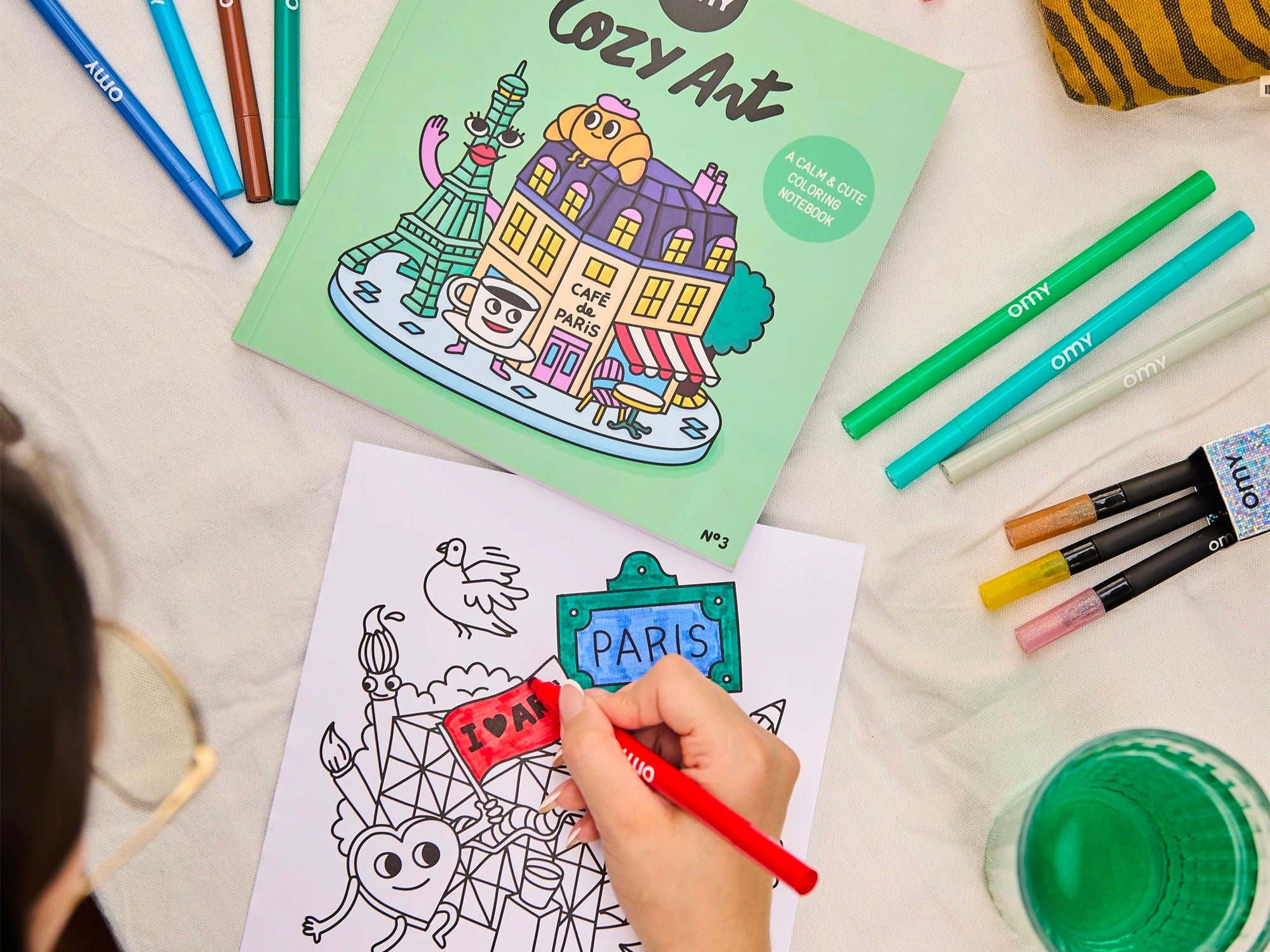 Achat Cahier de coloriage Cozy Art - Paris - OMY