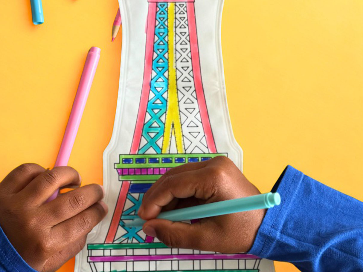 achat Coloriages gonflables - Tour Eiffel- Ara Créative