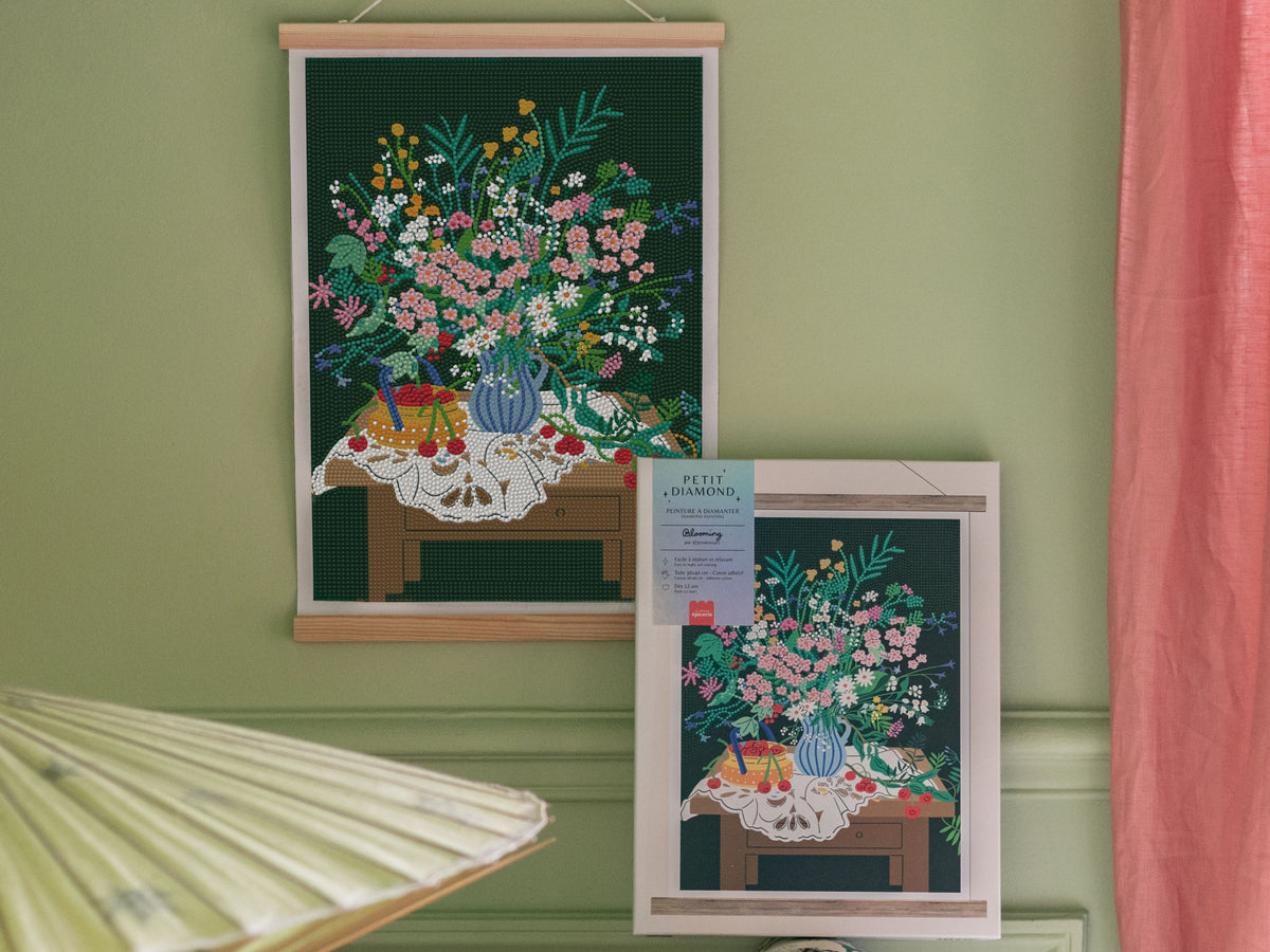 achat Coffret Petit Diamond - Diamond Painting Blooming par Jessie Wong