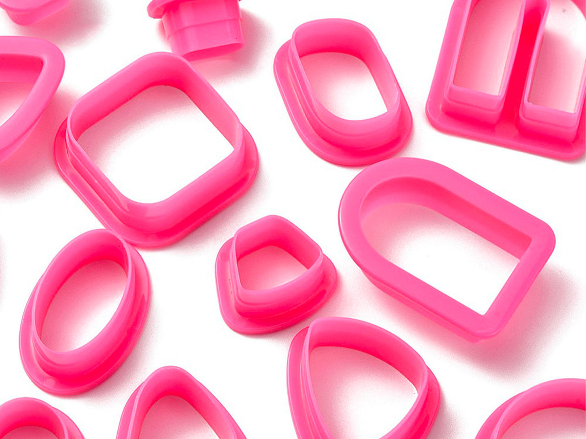 achat Lot de 18 Emporte pièces Géométriques pour pâte polymère