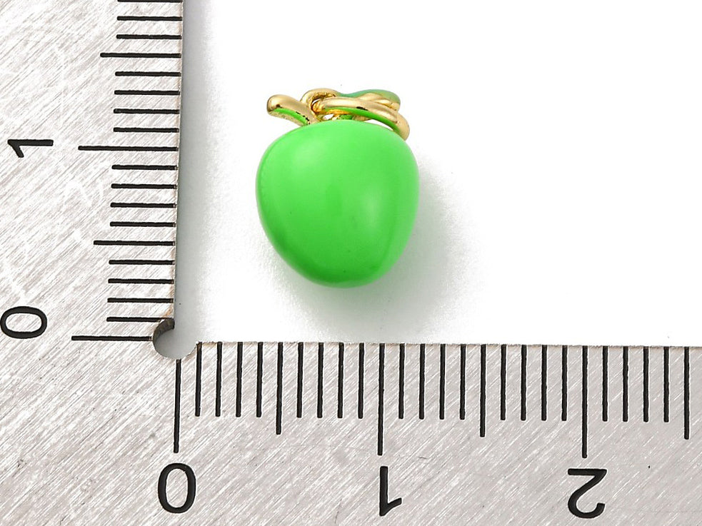 Breloque pomme verte émaillée - laiton doré à l’or fin