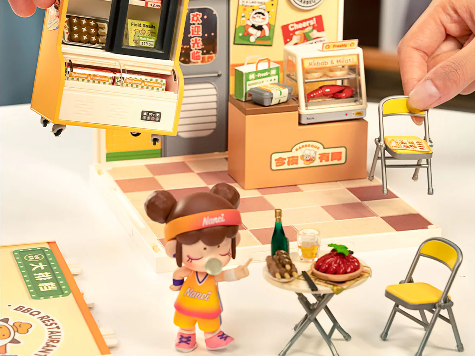 achat Maquette Street Food de nuit - Robotime