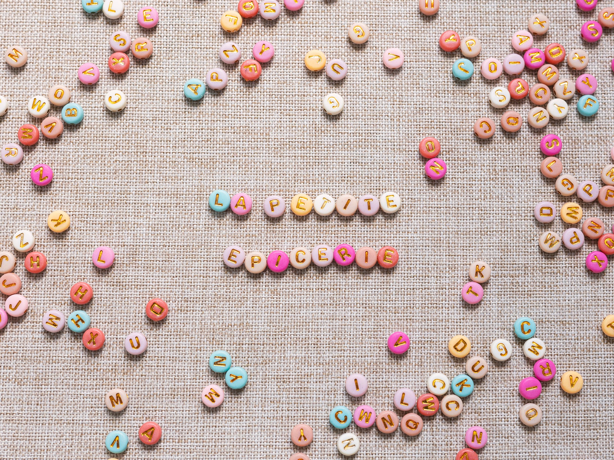Achat Pot perles lettres – Couleurs chaudes