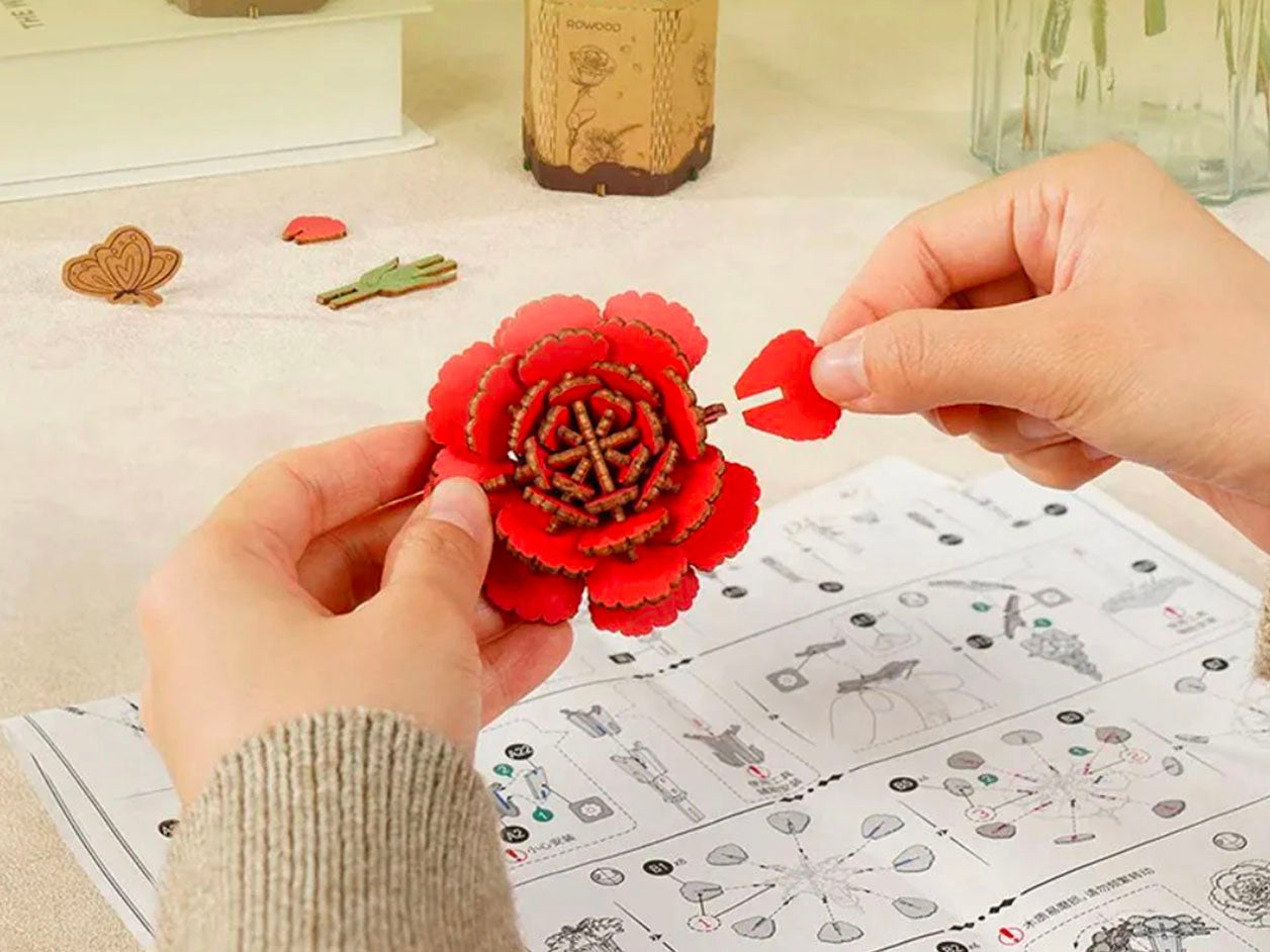 achat Maquette Oeillet rouge miniature - Rowood