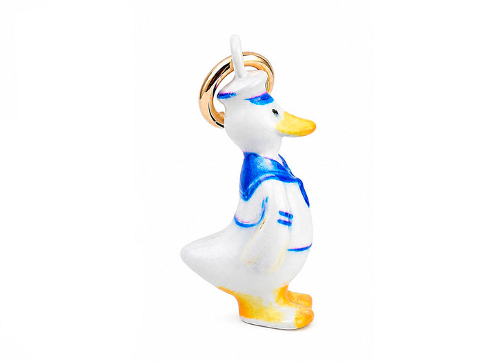 Achat Breloque canard en costume marin émail et or