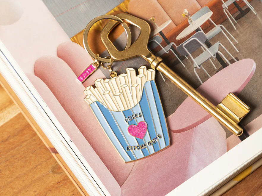 achat Porte-clés en émail - Fries Before Guys - ATWS