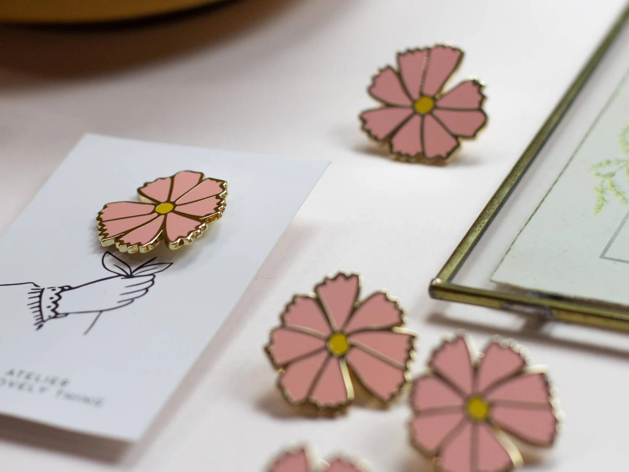 Achat Pin's Fleur de cosmos - My Lovely Thing