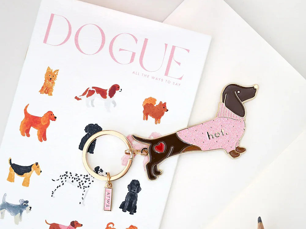 Porte-clés en émail - Hot Daschund - ATWS