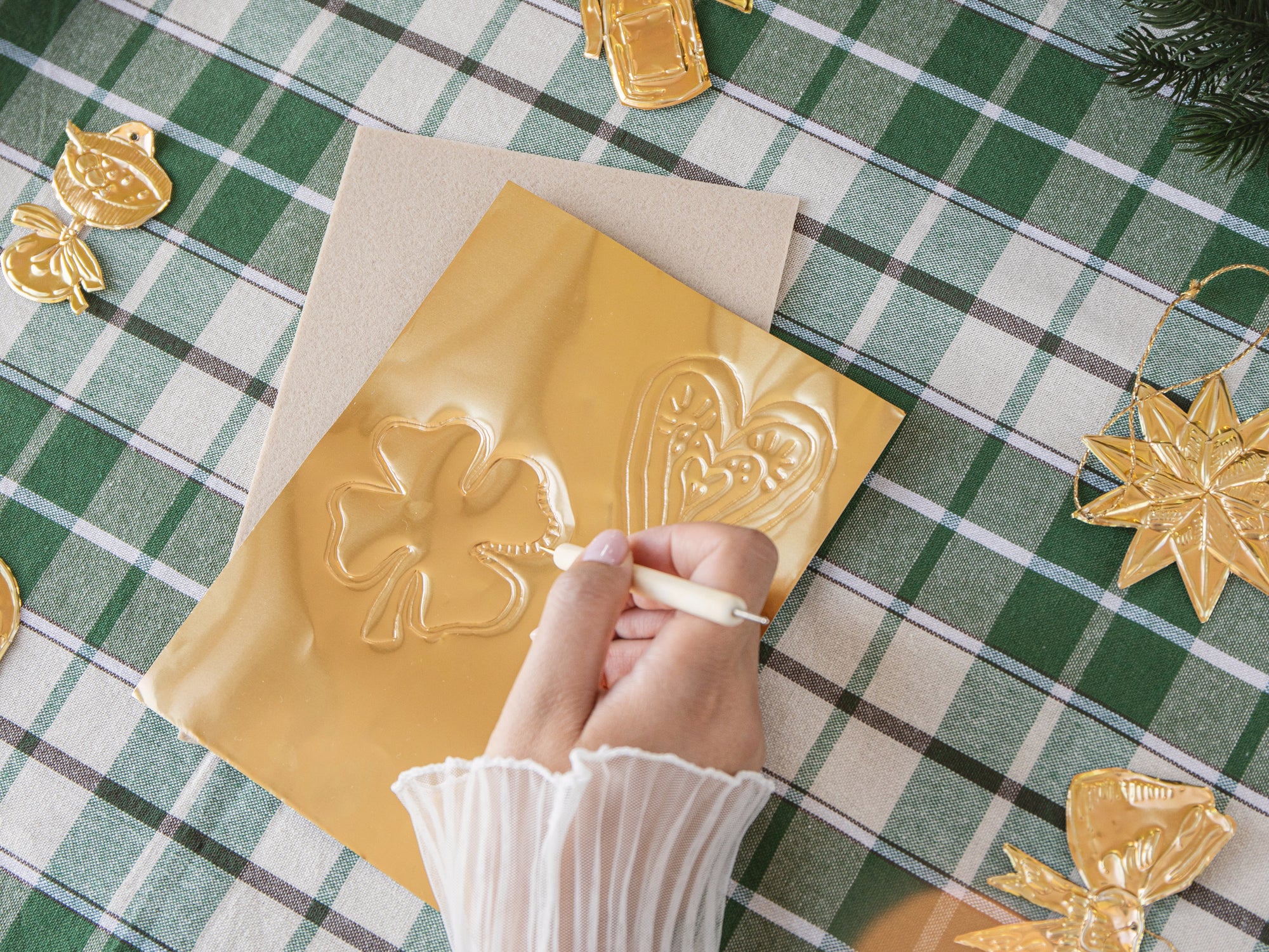 Kit DIY métal à repousser - Mes suspensions en métal