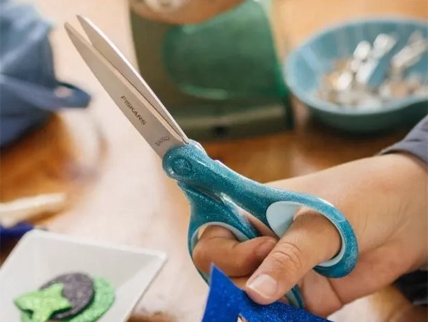 achat Ciseaux collège Fiskars 18 cm bleu pailleté